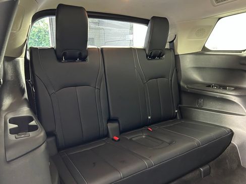 Used 2023 INFINITI QX60 Pure AWD/4WD image 13