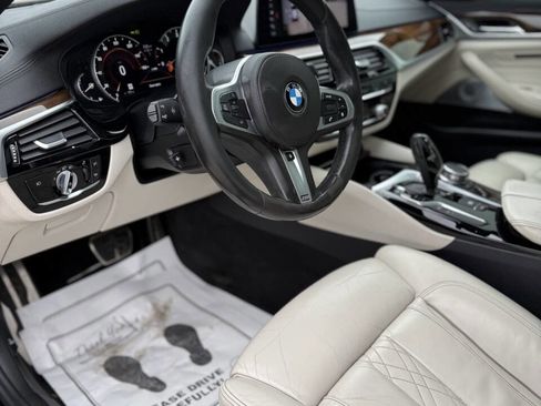 Used 2017 BMW 530i xDrive AWD/4WD image 13