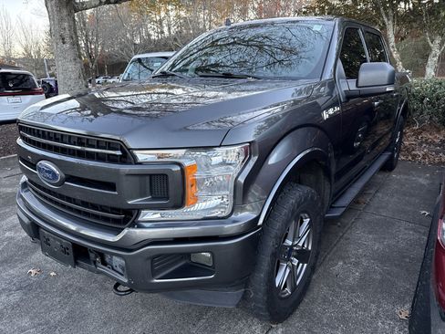 Used 2020 Ford F150 XLT w/ Equipment Group 302A Luxury image 6