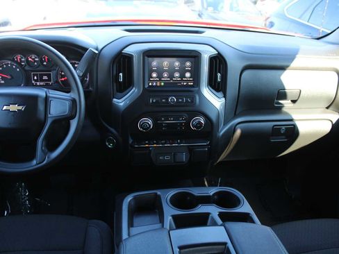 Used 2023 Chevrolet Silverado 1500 Custom image 11