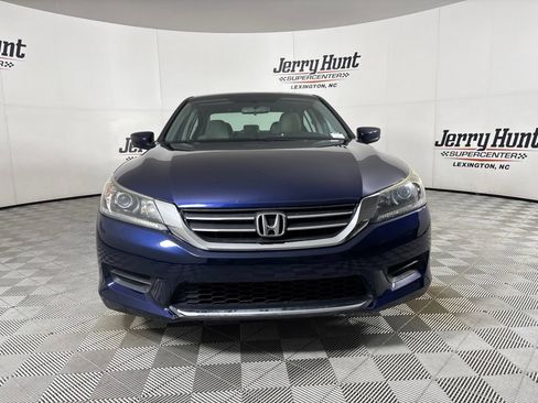 Used 2013 Honda Accord LX image 2