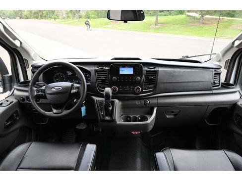 Used 2022 Ford Transit 350 XL image 24