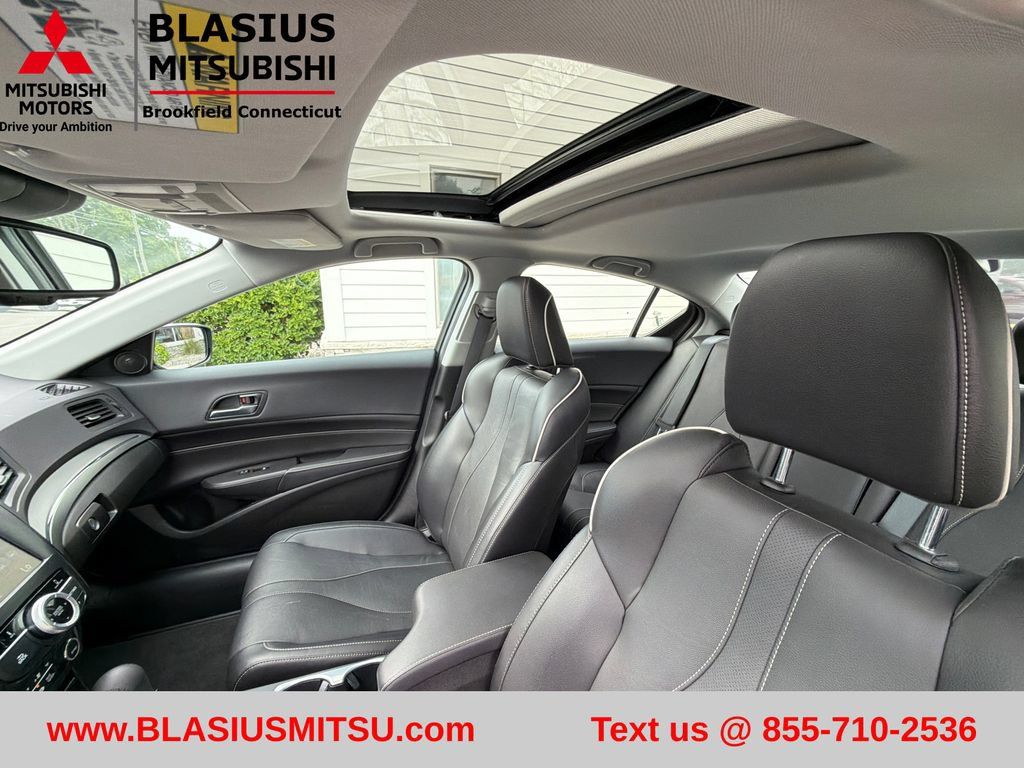 Used 2020 Acura ILX w/ Premium Package FWD image 28