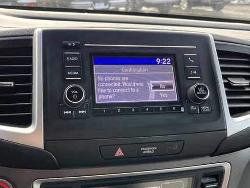 Used 2017 Honda Pilot LX image 41