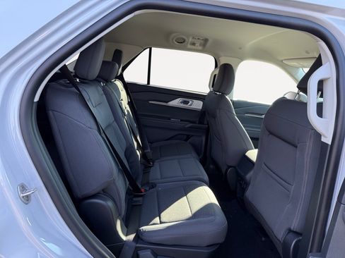 New 2026 Ford Explorer Active image 18