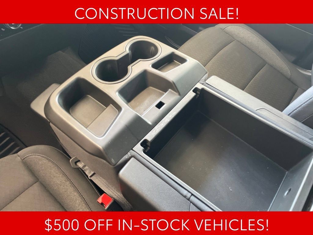 Used 2024 Chevrolet Silverado 1500 LT AWD/4WD image 9