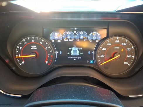 Used 2019 Chevrolet Camaro LT image 14