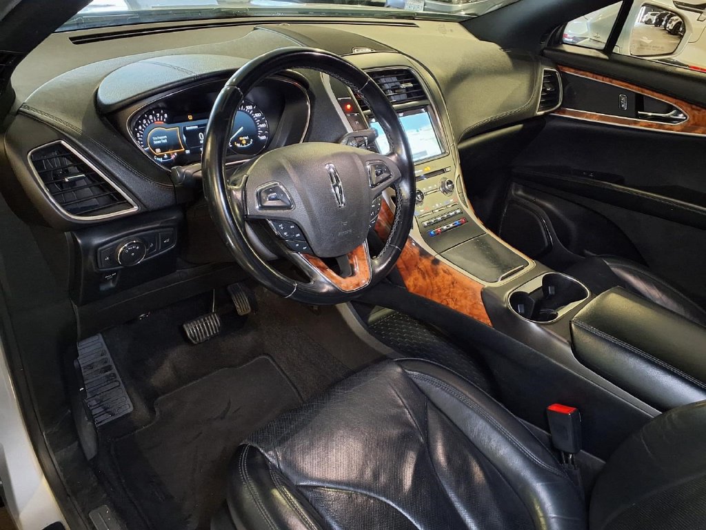 Used 2018 Lincoln MKX Reserve FWD image 4