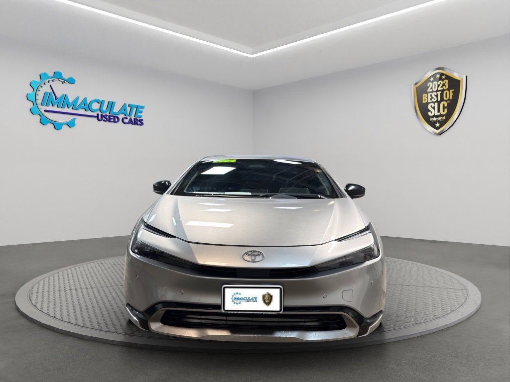 Used 2024 Toyota Prius Prime FWD image 8