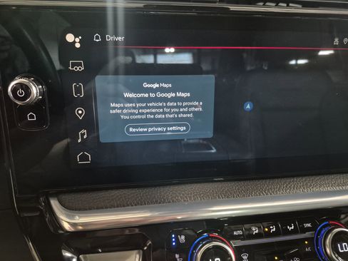 Certified 2022 GMC Sierra 1500 Denali w/ Technology Package AWD/4WD image 15