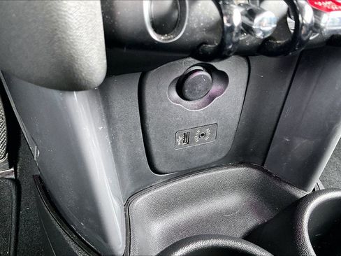 Used 2015 MINI Cooper 2-Door Hardtop FWD image 15