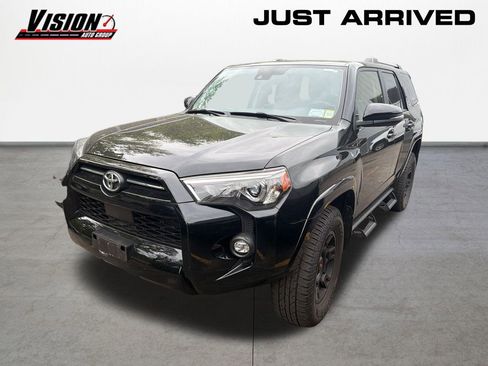 Used 2021 Toyota 4Runner SR5 Premium w/ Moonroof Package AWD/4WD image 1