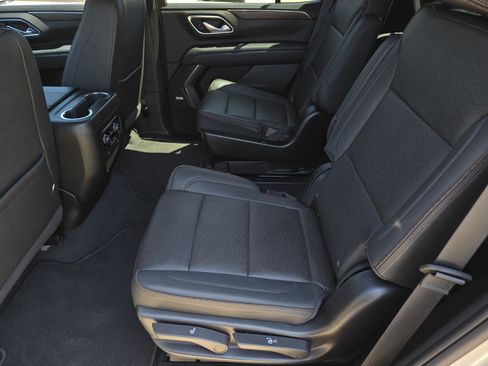 Used 2023 Chevrolet Tahoe High Country AWD/4WD image 24