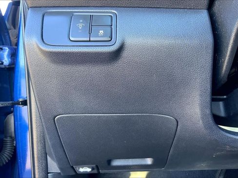 Used 2021 Hyundai Accent SE image 32