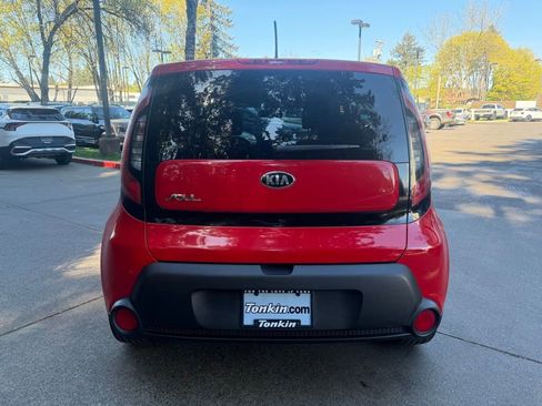 Used 2015 Kia Soul + image 6