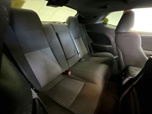 Used 2019 Dodge Challenger R/T Scat Pack RWD image 18