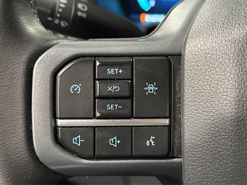 Used 2025 Ford F150 XLT w/ Equipment Group 301A Standard image 24