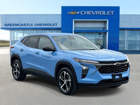 Used 2024 Chevrolet Trax RS w/ Driver Confidence Package FWD image 1