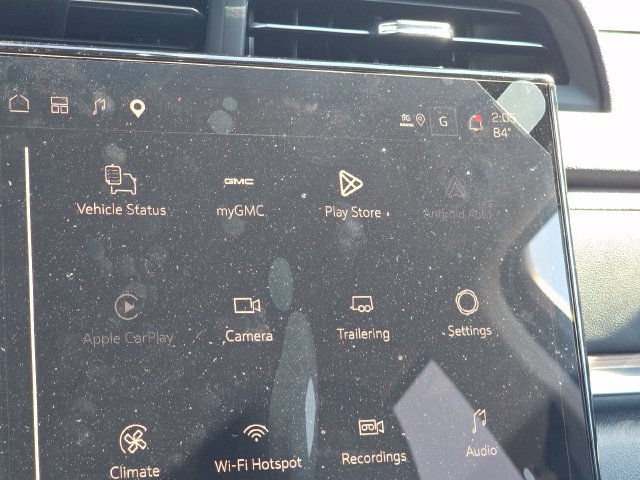 New 2027 GMC Terrain Denali w/ LPO, Floor Liner Package AWD/4WD image 4