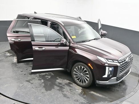 Used 2024 Hyundai Palisade Calligraphy image 89