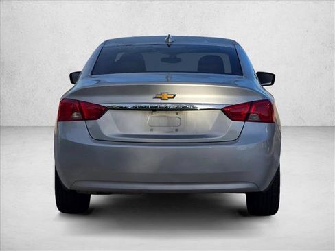 Used 2019 Chevrolet Impala LS FWD image 5