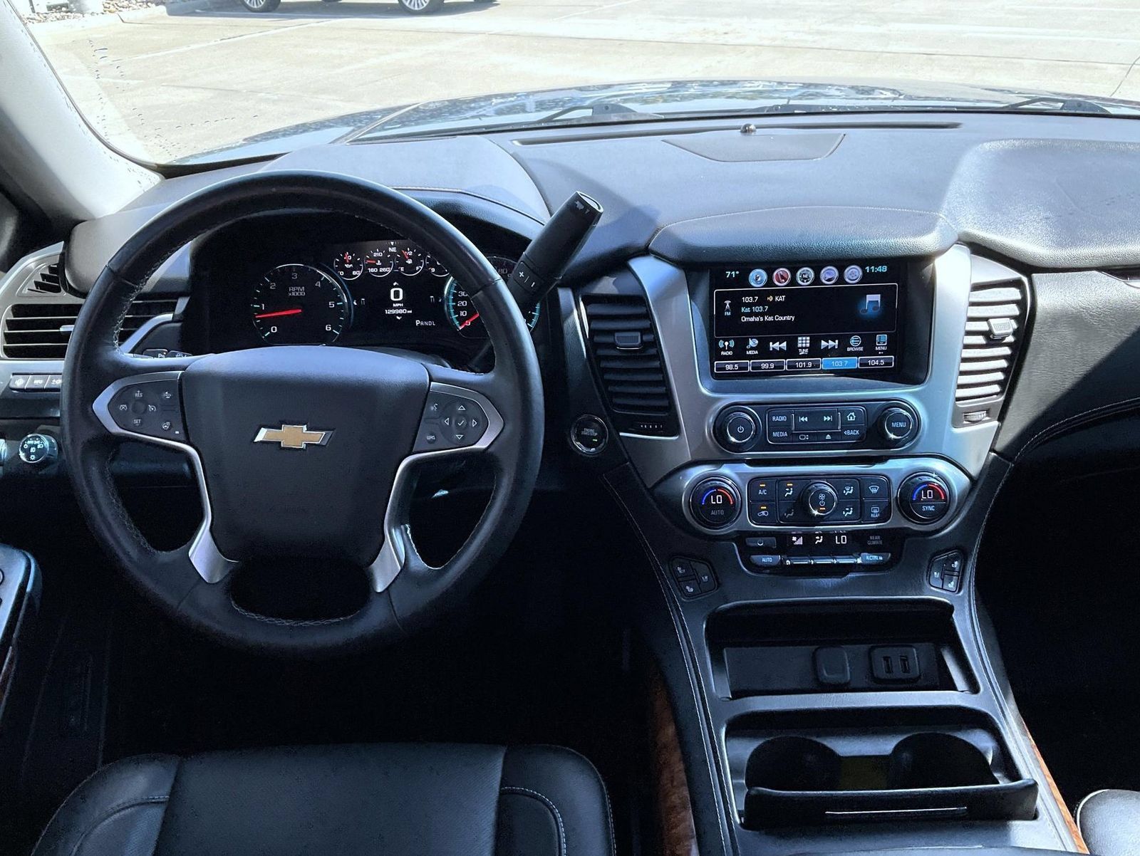 Used 2017 Chevrolet Suburban Premier AWD/4WD image 14