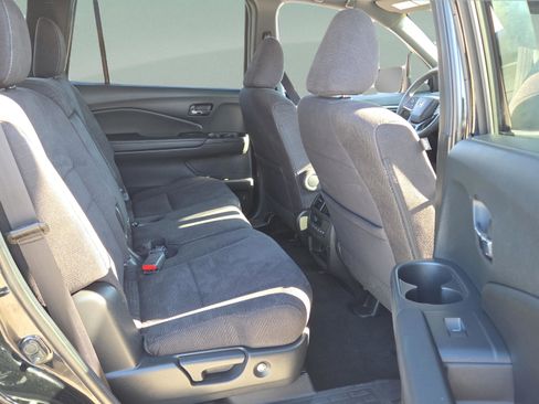 Certified 2022 Honda Pilot Sport image 20