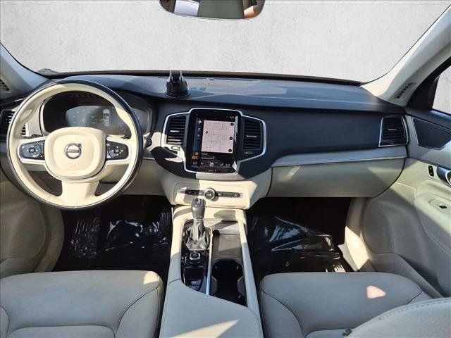 Used 2022 Volvo XC90 T5 Momentum AWD/4WD image 18