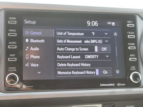 Used 2022 Toyota Tacoma TRD Sport w/ TRD Premium Sport Package RWD image 32