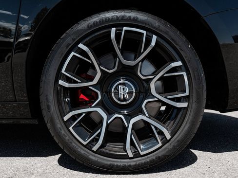 Used 2022 Rolls-Royce Ghost Black Badge AWD/4WD image 7