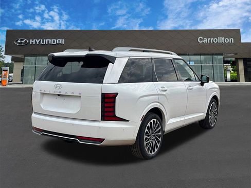 New 2026 Hyundai Palisade Calligraphy FWD image 6