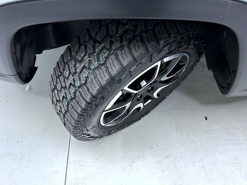 Used 2025 Jeep Compass Trailhawk AWD/4WD image 23
