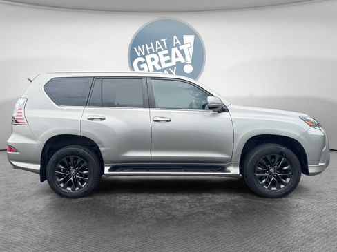 Used 2022 Lexus GX 460 Premium w/ Premium Plus Package AWD/4WD image 2