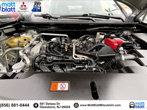 Used 2022 Mitsubishi Outlander SEL image 11