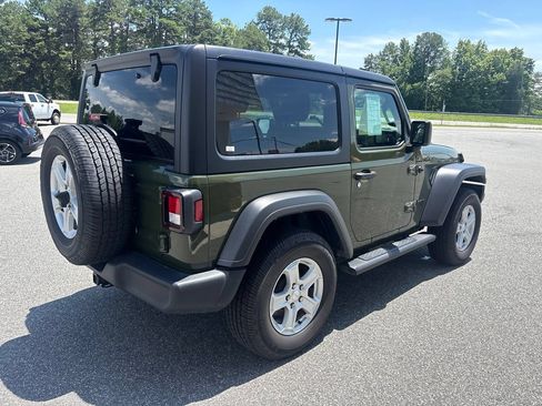 Used 2021 Jeep Wrangler Sport AWD/4WD image 8