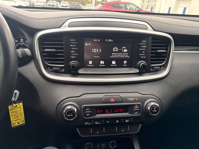 Used 2020 Kia Sorento LX w/ LX I4 Convenience Package FWD image 14