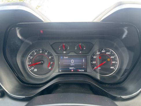 Used 2020 Chevrolet Camaro LT RWD image 9