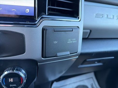 Certified 2022 Ford F250 Lariat w/ Black Appearance Package image 40
