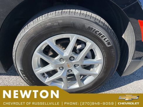 Used 2024 Chevrolet Equinox LT w/ LPO, Floor Liner Package FWD image 45