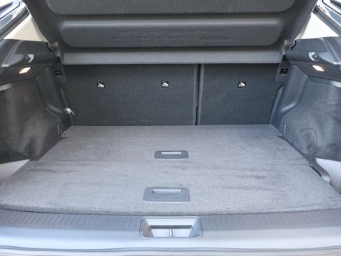 Used 2024 Nissan Ariya AWD image 19