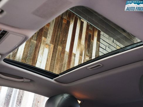 Used 2012 Mercedes-Benz CL 550 4MATIC image 22