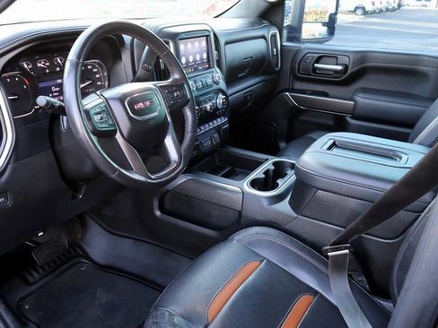 Used 2022 GMC Sierra 2500 AT4 image 3