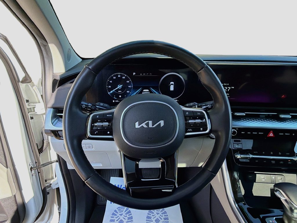 Used 2024 Kia Carnival SX Prestige FWD image 11