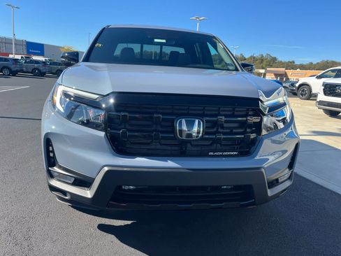 New 2026 Honda Ridgeline Black Edition image 4