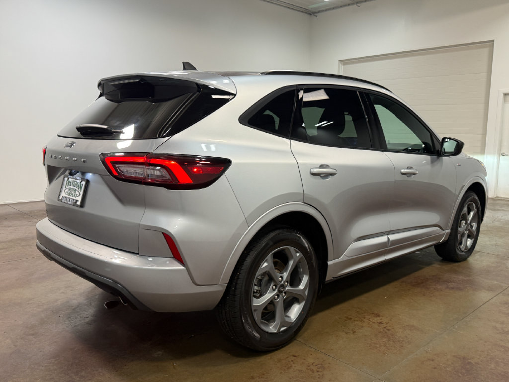 Used 2024 Ford Escape ST-Line AWD/4WD image 34