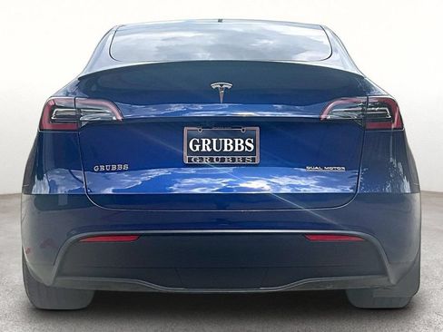Used 2023 Tesla Model Y Performance AWD/4WD image 4