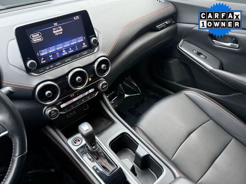 Used 2021 Nissan Sentra SR w/ SR Premium Package image 31