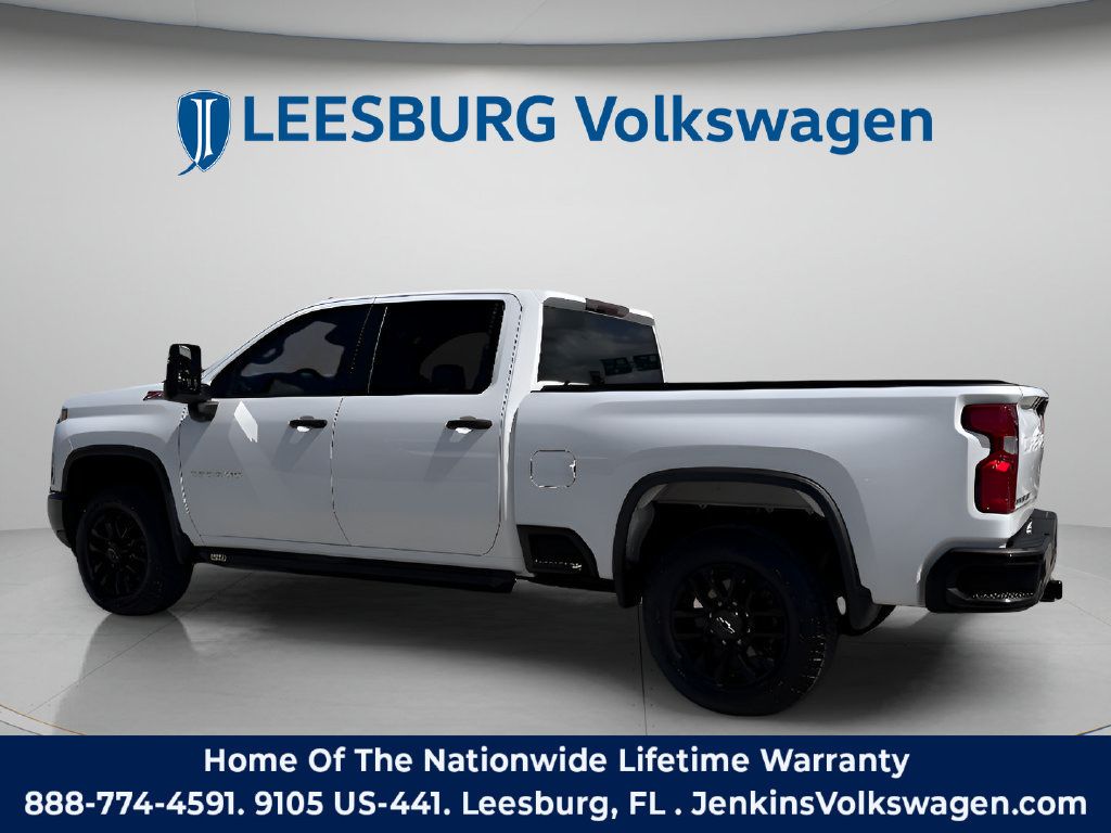 Used 2025 Chevrolet Silverado 2500 Custom w/ Custom Value Package AWD/4WD image 10