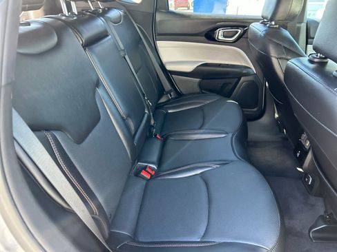 Used 2023 Jeep Compass Limited w/ Elite Group AWD/4WD image 27