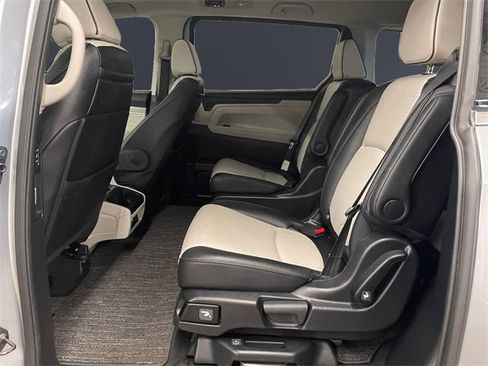 Certified 2025 Honda Odyssey Elite image 13